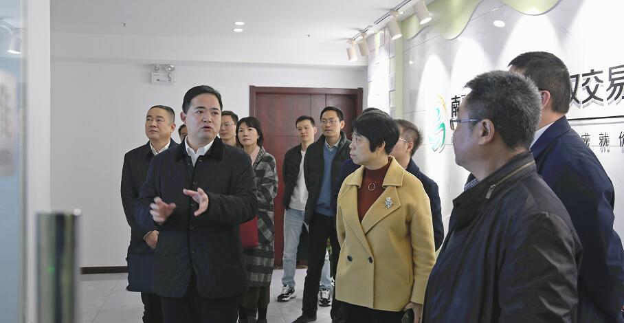 湖州市纪委考察调研南夏墅街道农村集体资产管理工作