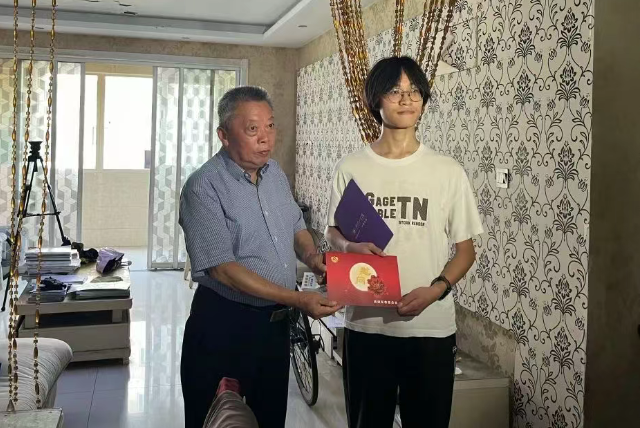 “圆梦行动”再出发：庄严承诺“不落一人”，为学子点亮前程