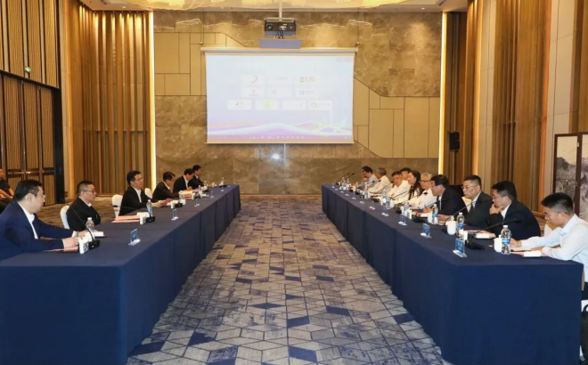 西太湖片区签约落户27个重点产业项目