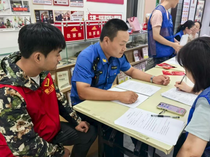 从“烦心”到“暖心”，阳光信托物业引领牛塘新村蜕变记