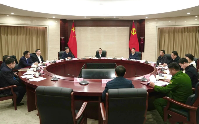 区委常委会召开会议