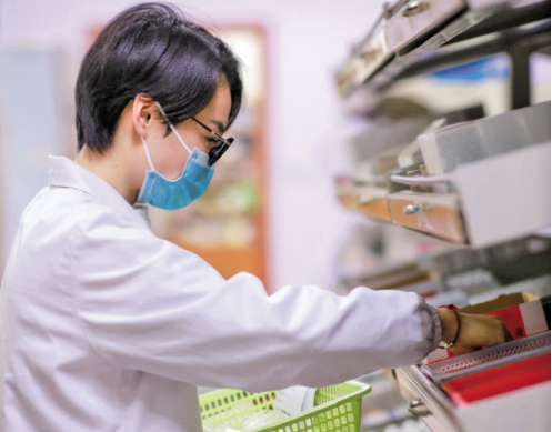 坚守“医”线 健康守护“不打烊”