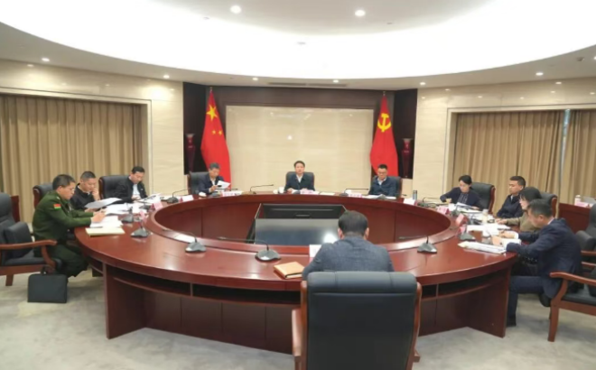 区政府第52次常务会议召开