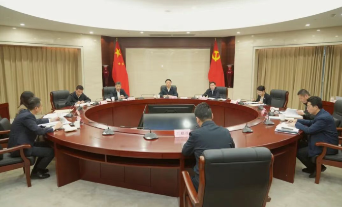 区政府第53次常务会议召开
