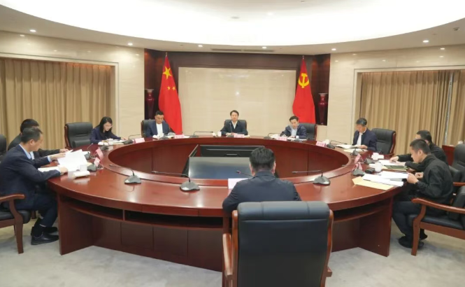 区政府第54次常务会议召开