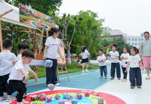 代际共融、老幼共托  我区首家全龄乐享生活空间落地