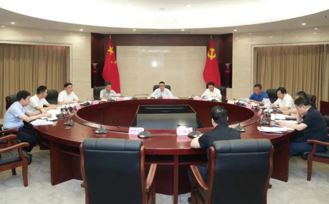 区委常委会召开会议
