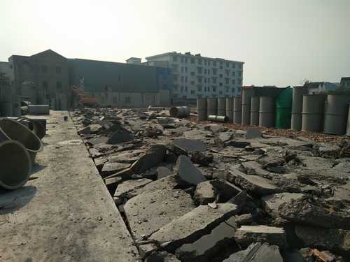 重拳出击，拆除违建3.26_副本.jpg
