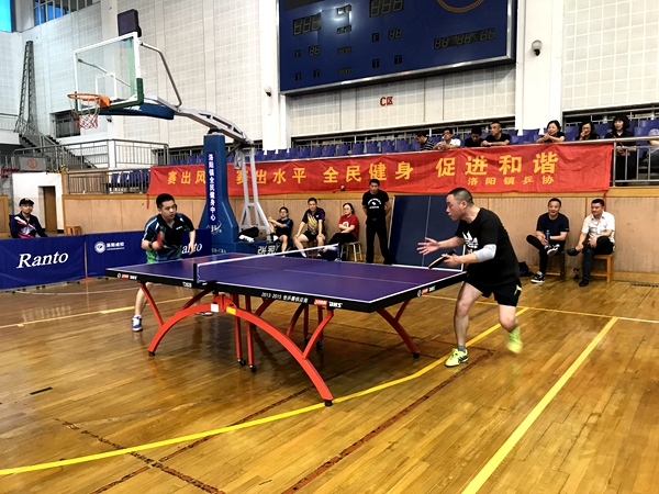 “洛阳成校杯”校企合作乒乓球邀请赛成功举办04.jpg