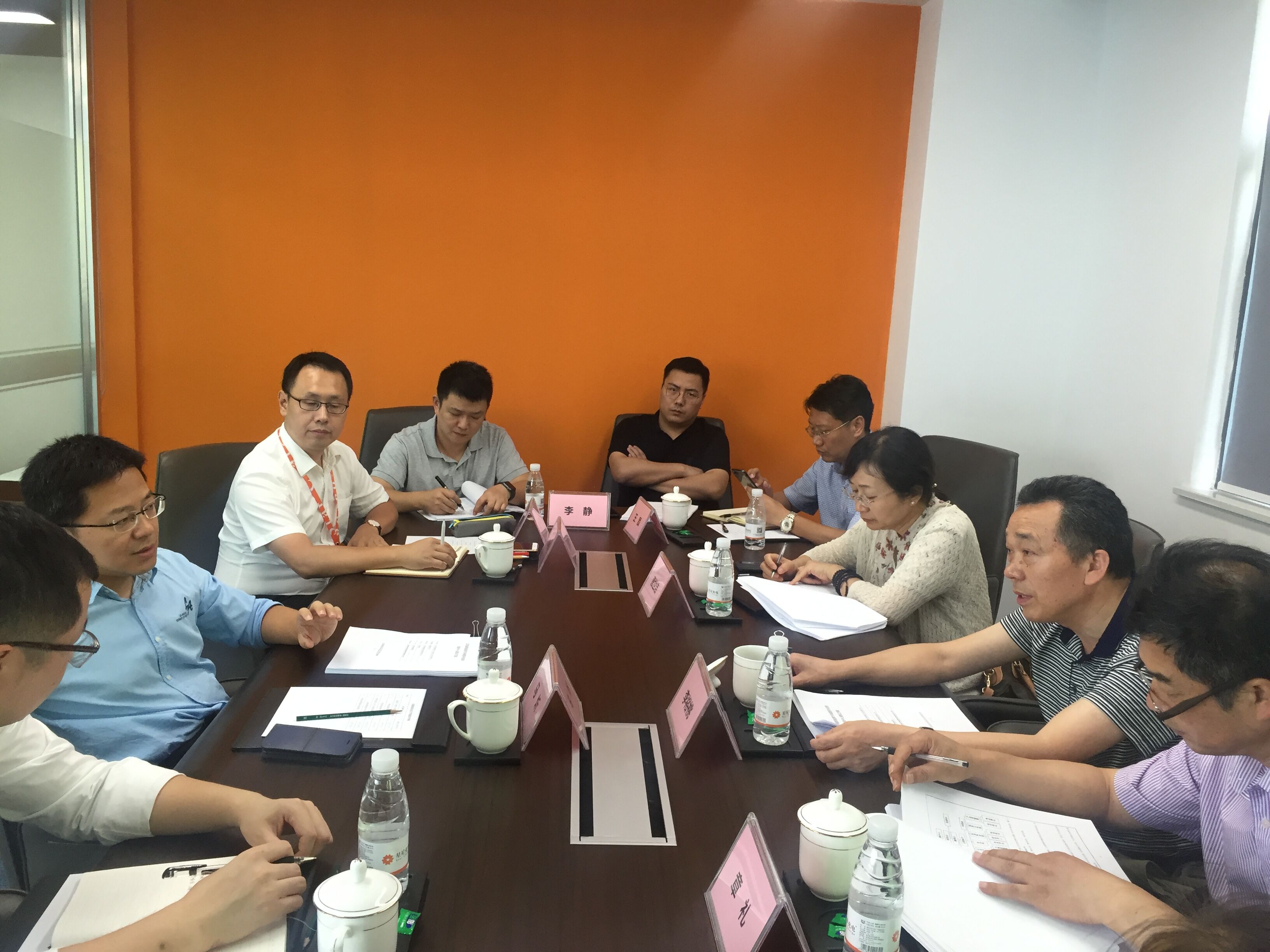 7月31日，江苏省经信委科技与质量处李裕桃处长调研我区制造业创新中心.jpg