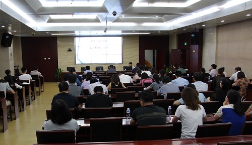 调整大小-武进国土分局邀请法律顾问举办依法行政专题讲座8.17.jpg