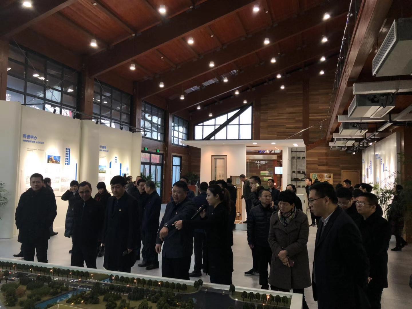 12.12南湖1.jpg