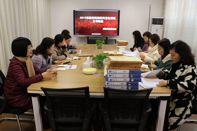 市卫计委抽检我区托幼机构卫生保健工作1.jpg